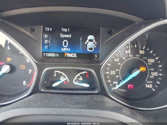 1FMCU0GD2JUA83947 Ford ESCAPE SE