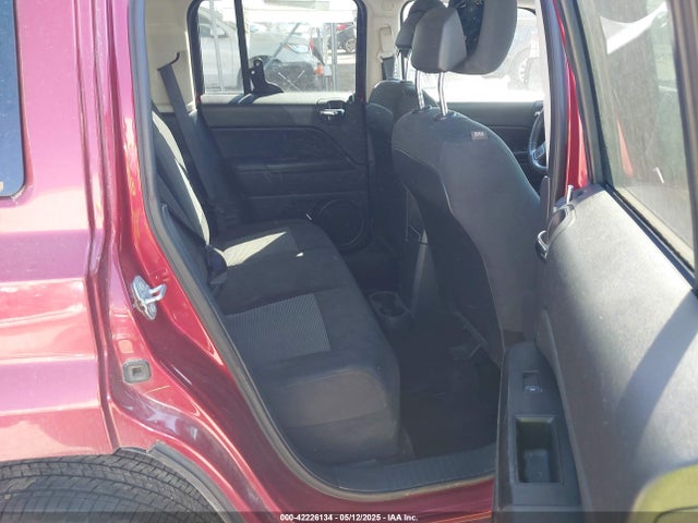 1C4NJPFB0GD584388 Jeep Patriot