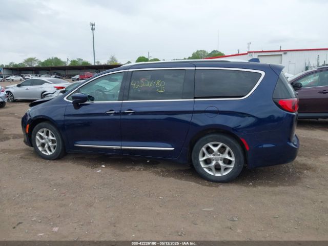 2C4RC1EG1JR212407 Chrysler Pacifica Touring L Plus