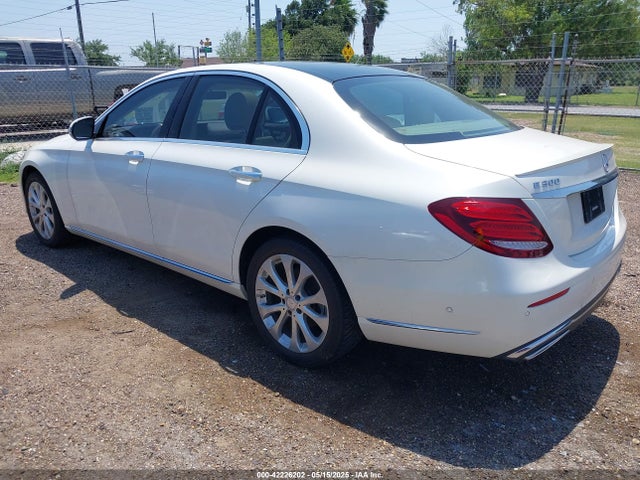 WDDZF4JB2HA076604 Mercedes-Benz E 300