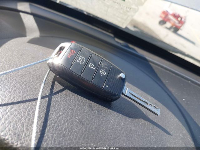 5XYKT3A67EG467311 KIA SORENTO LX