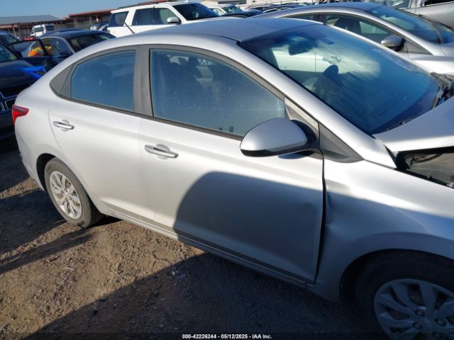 3KPC24A30JE021558 Hyundai ACCENT SE