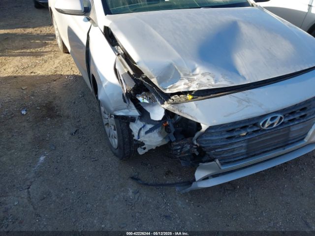 3KPC24A30JE021558 Hyundai ACCENT SE