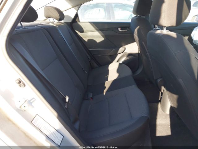 3KPC24A30JE021558 Hyundai ACCENT SE