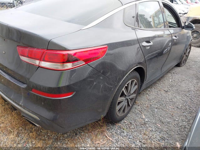5XXGT4L38KG319215 KIA Optima Lx