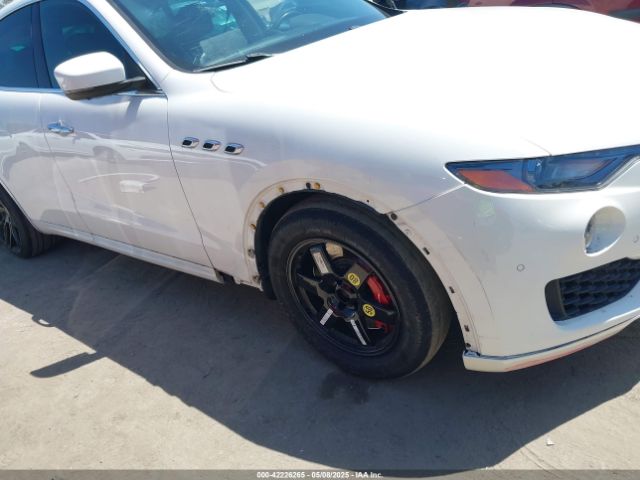 ZN661YUA1LX344780 Maserati LEVANTE S