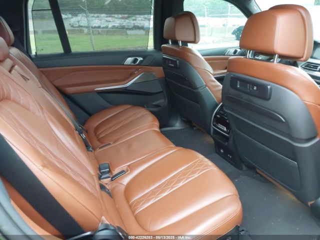 5UXCX4C57KLS37656 BMW X7 Xdrive50i