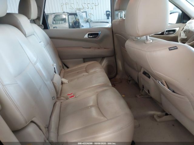 5N1AR2MM8EC677978 Nissan Pathfinder Sl