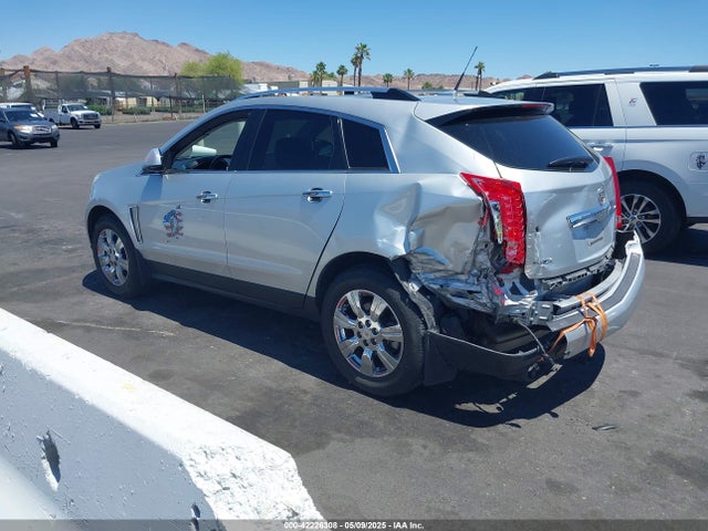 2013 CADILLAC SRX 3GYFNEE37DS556049 Photo 2
