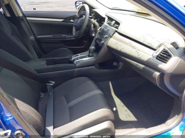 19XFC2F55JE011004 Honda Civic Lx
