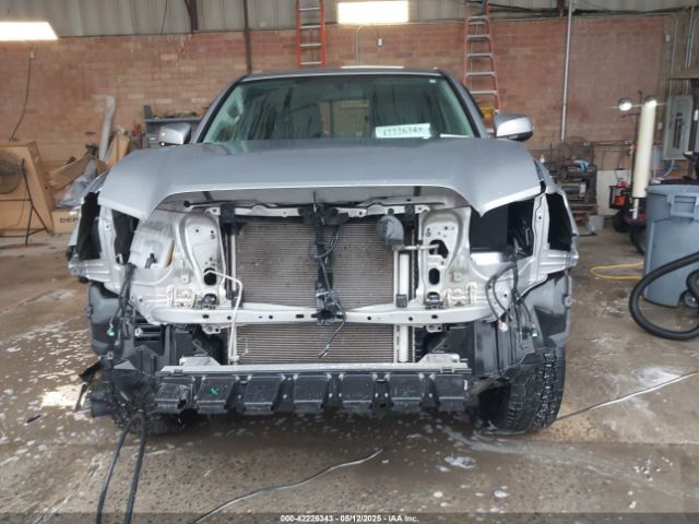 5TFRX5GN5HX080965 Toyota Tacoma Sr