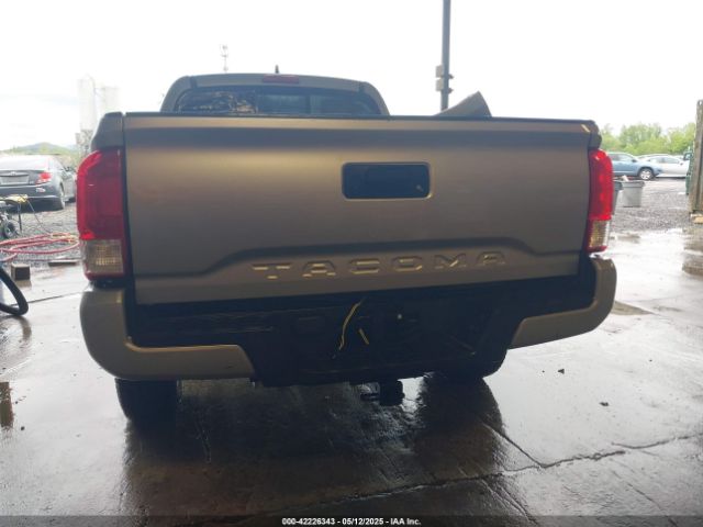 5TFRX5GN5HX080965 Toyota Tacoma Sr