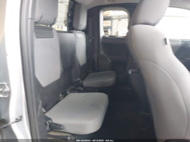 5TFRX5GN5HX080965 Toyota Tacoma Sr