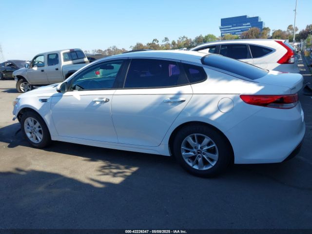 5XXGT4L35JG180031 KIA Optima Lx