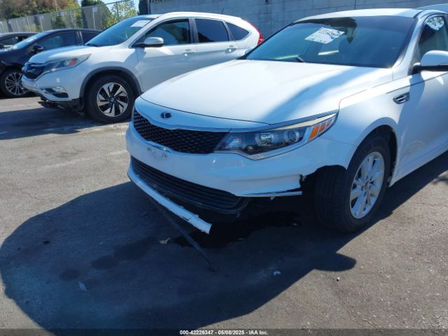 5XXGT4L35JG180031 KIA Optima Lx
