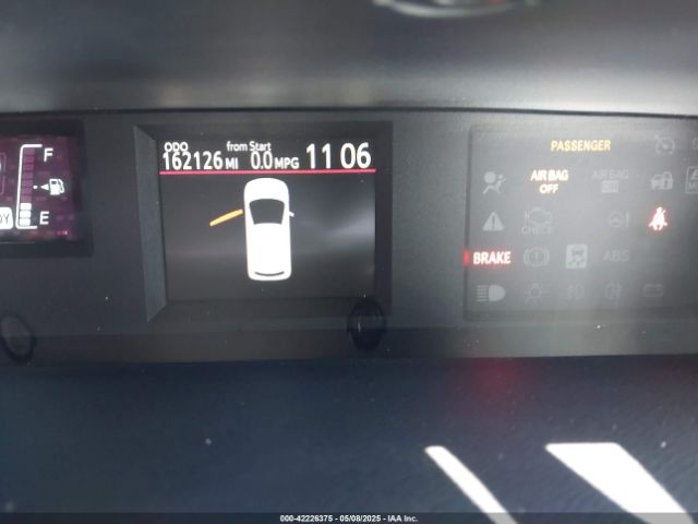JTDKDTB30E1076549 Toyota Prius C Two