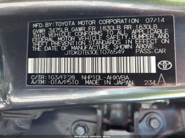 JTDKDTB30E1076549 Toyota Prius C Two