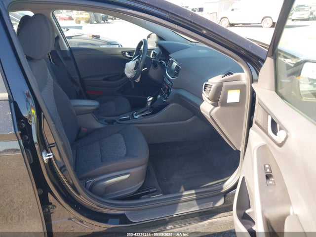 Hyundai 2019 2019 KMHC65LC4KU170674 Image 5