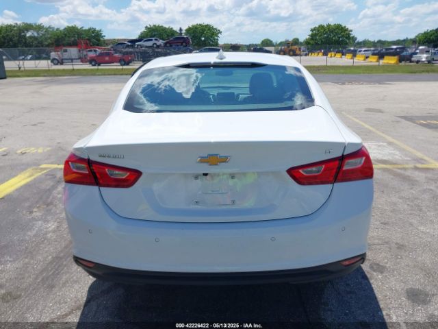 1G1ZD5ST2SF130788 Chevrolet Malibu Fwd 1lt