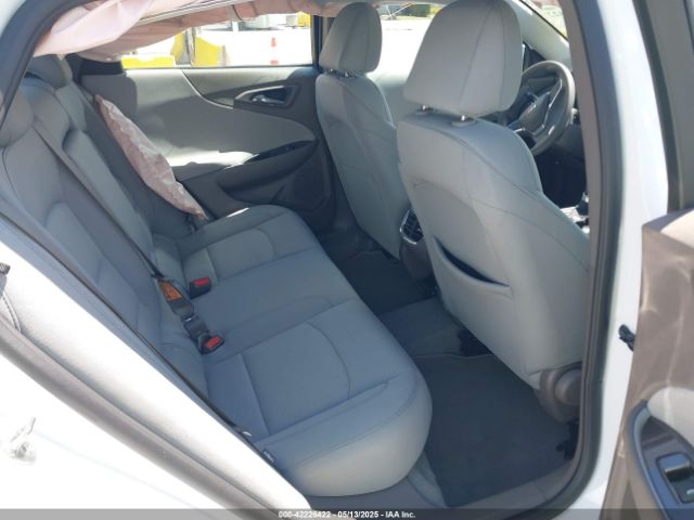 1G1ZD5ST2SF130788 Chevrolet Malibu Fwd 1lt