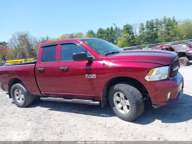 1C6RR7FG3JS327922 RAM 1500 Express  4x4 6'4 Box