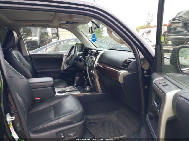 2017 TOYOTA 4RUNNER JTEBU5JR4H5417641 Photo 4