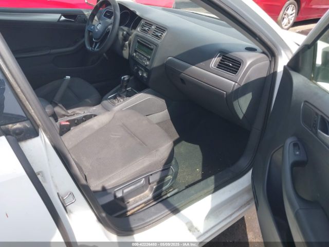 3VWD17AJ6FM302345 Volkswagen Jetta 1.8t Se