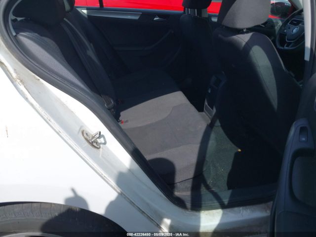 3VWD17AJ6FM302345 Volkswagen Jetta 1.8t Se