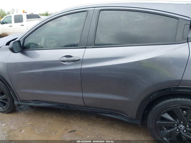 3CZRU6H11NM736780 Honda Hr-v Awd Sport