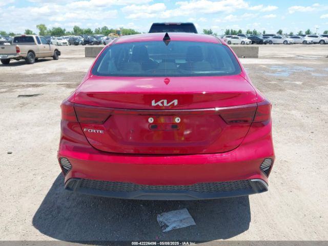 3KPF24AD8PE552487 KIA Forte Lxs