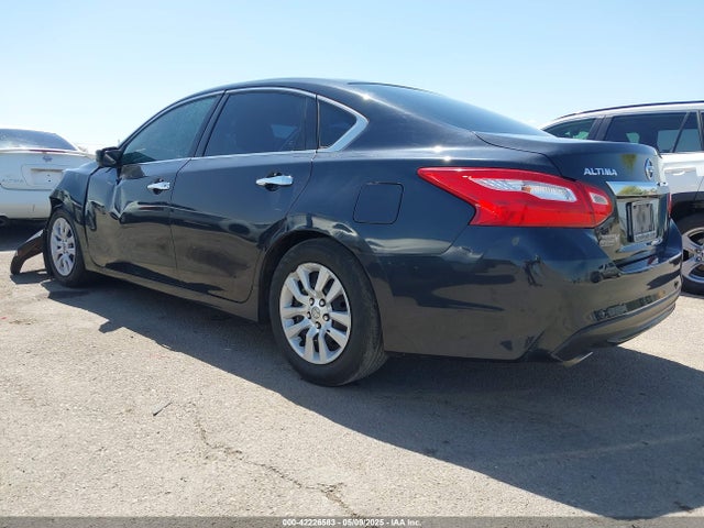 Nissan Altima 2.5 S 2017 1N4AL3AP7HC254622 Image 3