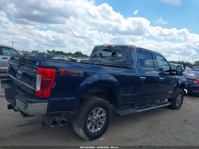 1FT7W2BT8KEC30407 Ford F-250 Xlt