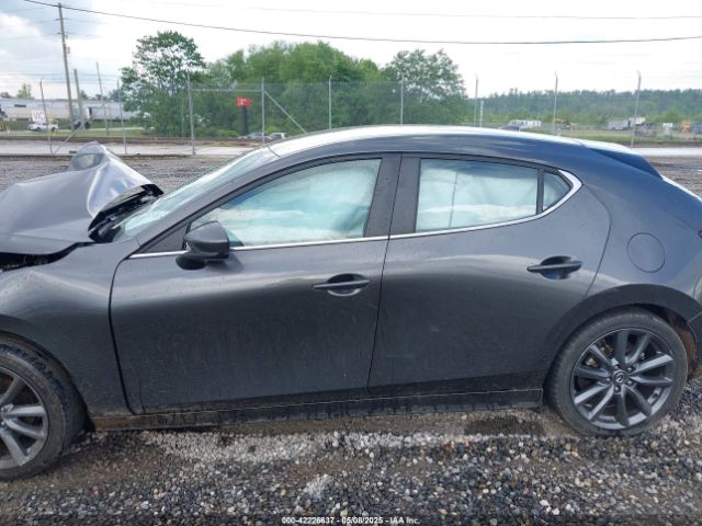 JM1BPBMM4K1130776 Mazda Mazda3 Hatchback Preferred Package