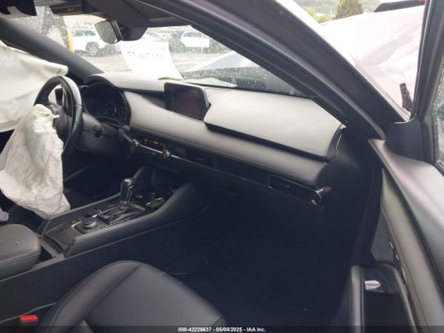 JM1BPBMM4K1130776 Mazda Mazda3 Hatchback Preferred Package