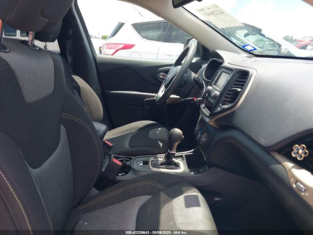 1C4PJLCX3JD551801 Jeep Cherokee Latitude Fwd