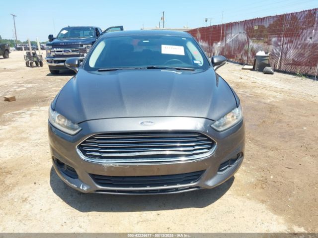 3FA6P0H73GR231384 Ford FUSION SE