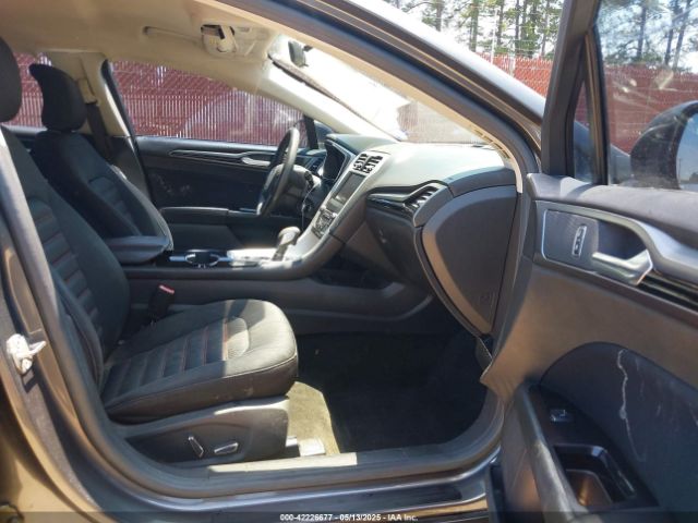 3FA6P0H73GR231384 Ford FUSION SE