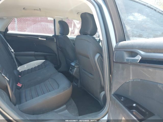 3FA6P0H73GR231384 Ford FUSION SE