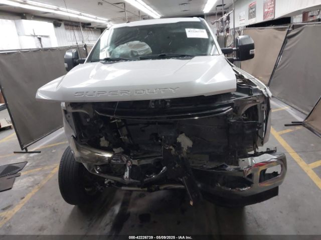 1FT7W2BT8HEC79230 Ford F-250 Lariat