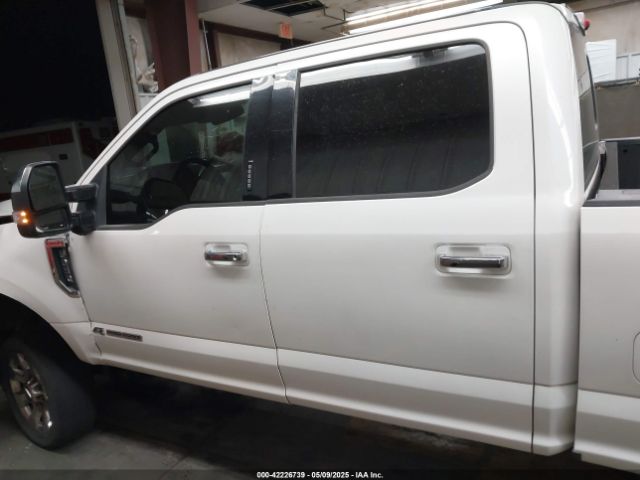 1FT7W2BT8HEC79230 Ford F-250 Lariat