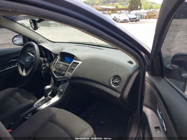 1G1PC5SB1E7102335 Chevrolet Cruze 1lt Auto