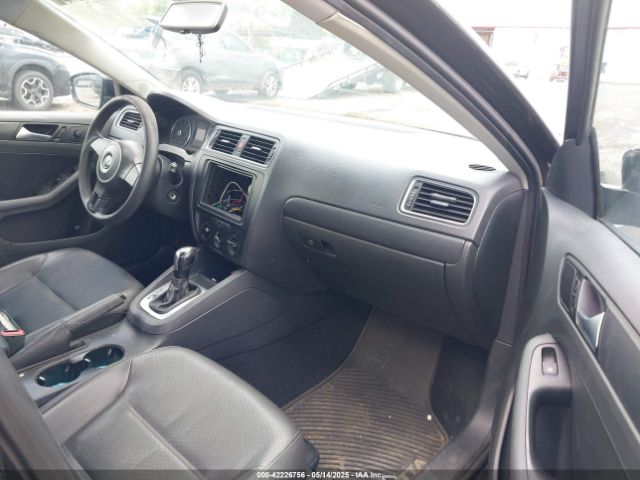 3VWD07AJ9EM379728 Volkswagen Jetta 1.8t Se