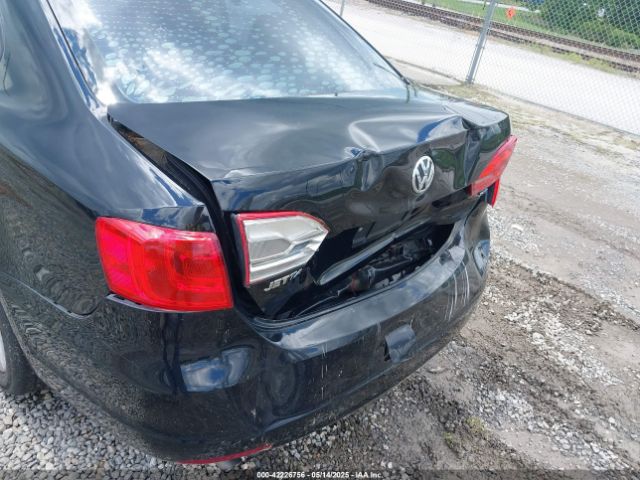 3VWD07AJ9EM379728 Volkswagen Jetta 1.8t Se