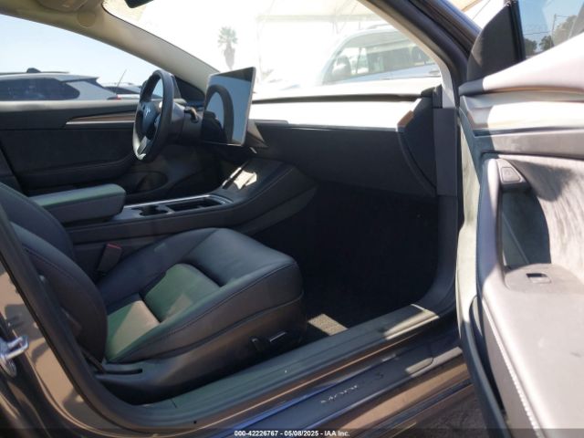 5YJ3E1EA7PF673322 Tesla 2023