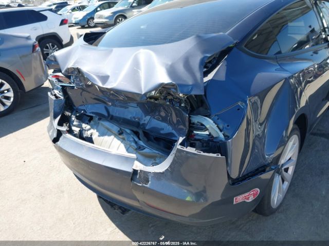 5YJ3E1EA7PF673322 Tesla 2023