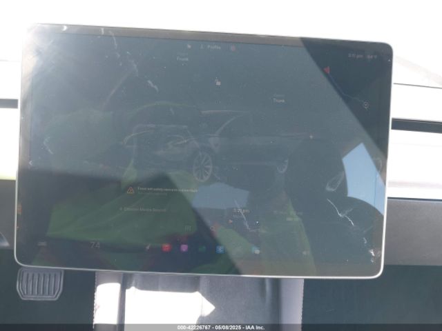 5YJ3E1EA7PF673322 Tesla 2023