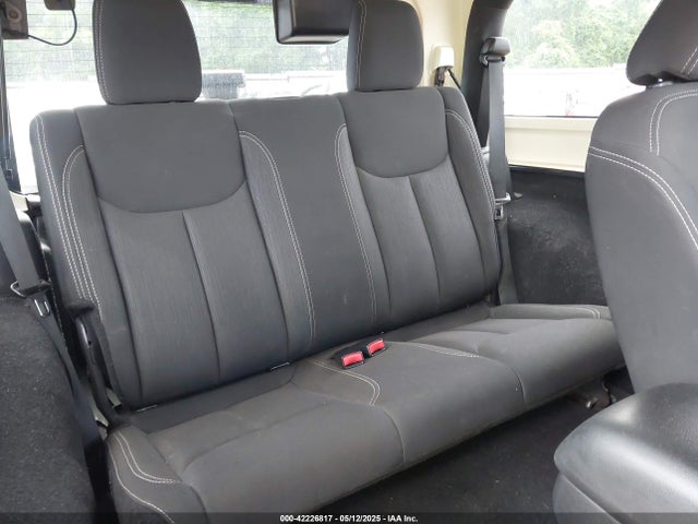 1C4AJWBG5GL153559 Jeep Wrangler Sahara