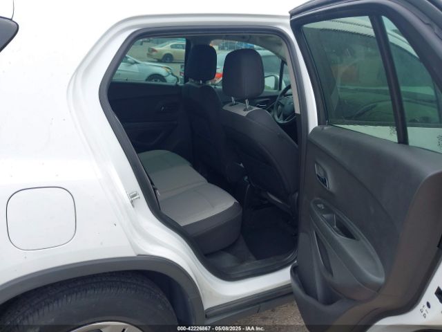 3GNCJKSB3GL267206 Chevrolet Trax 1ls