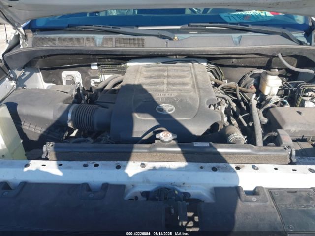 5TFRM5F1XKX144965 Toyota Tundra Sr 4.6l V8