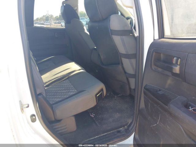 5TFRM5F1XKX144965 Toyota Tundra Sr 4.6l V8
